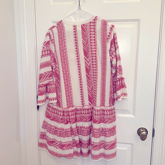 THML Dress - Picture 3 of 4